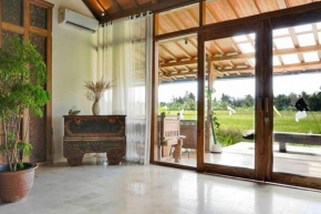 Villa Madura - new 3 BR Villa w/ rice paddy view